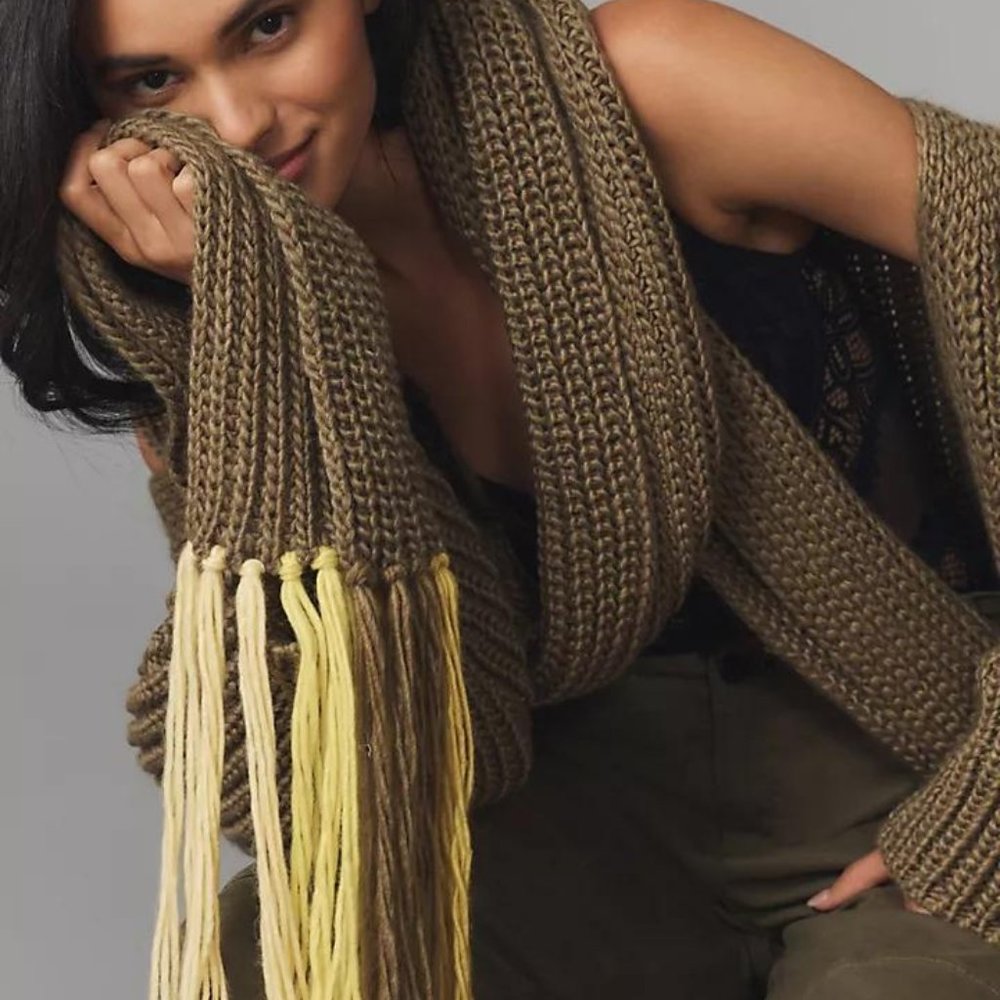 ANTHROPOLOGIE 130"L SCARF NWT FRINGE SOFT OLIVE KNIT $58 NEW RETIRED